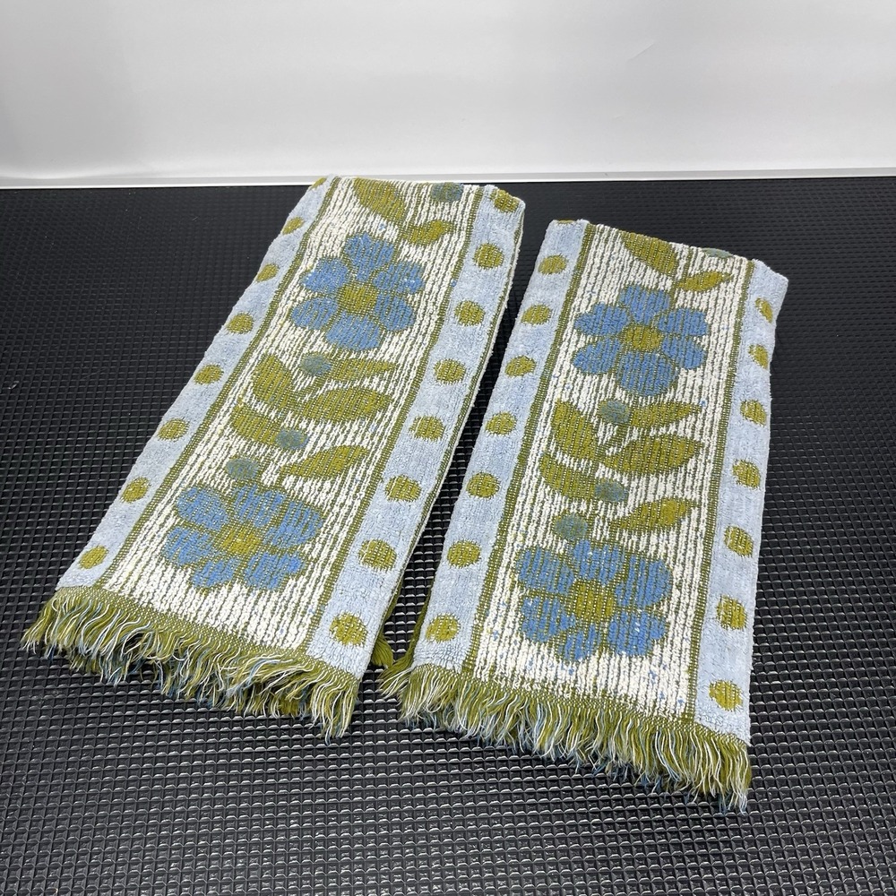 Cannon Royal Family Hand Towel Set Of 2 Daisy Jacquard Green Blue Floral Vtg 70s